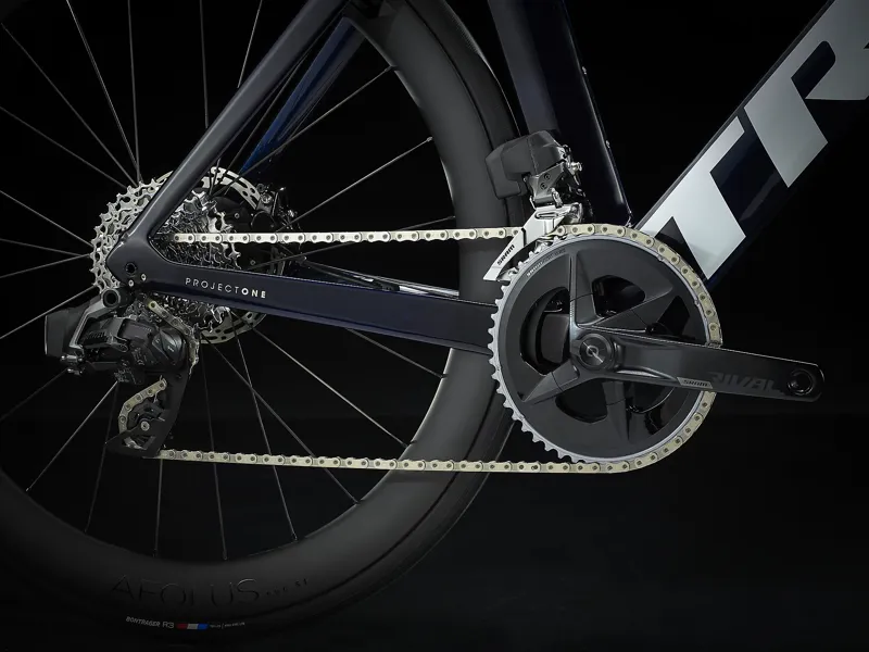 2022 Trek Madone SLR 6 Etap Road Bike Navy Carbon Smoke and Blue Navy-10